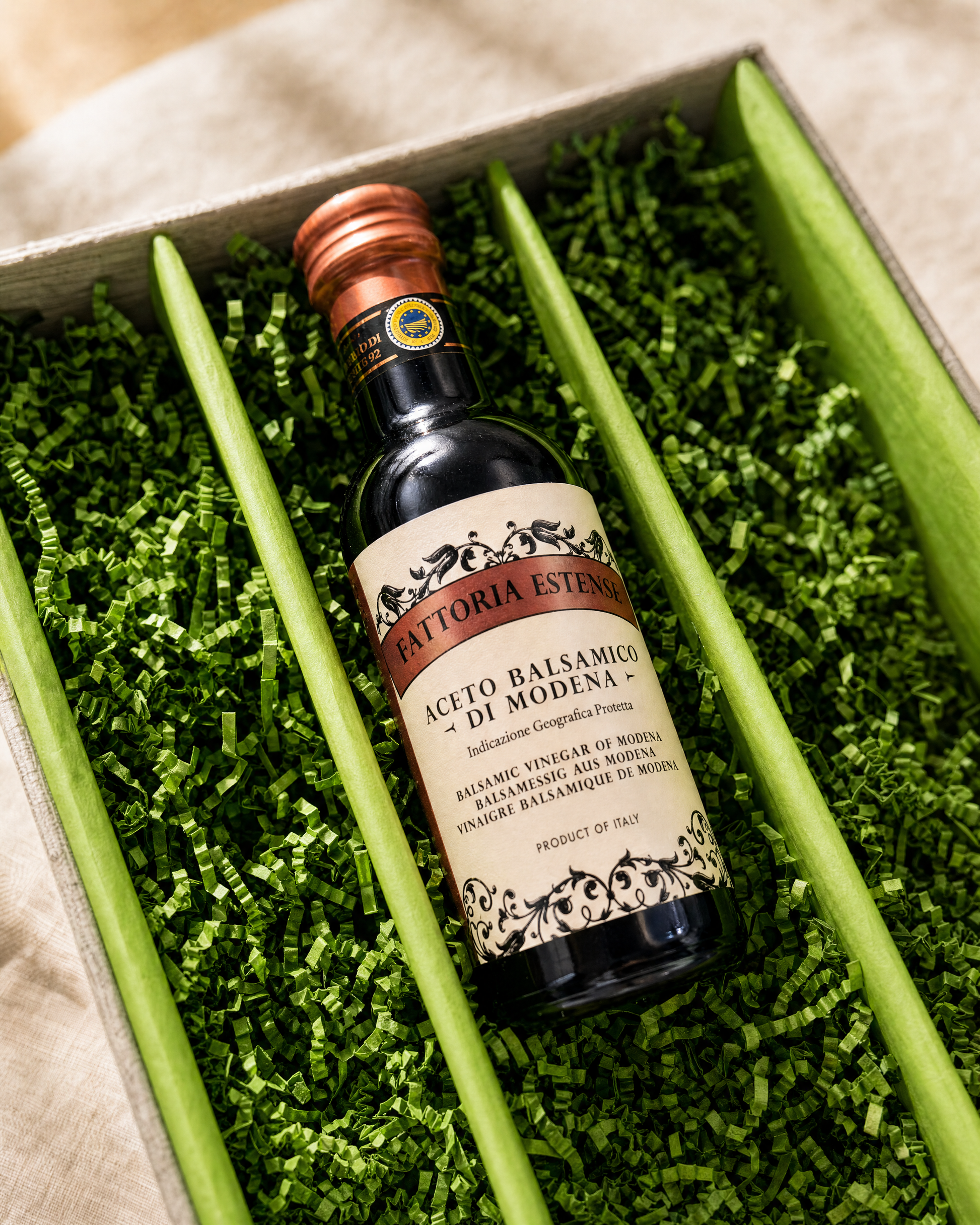 Aceto Balsamico di Modena im Geschenkkorb Eine Reise in den Süden