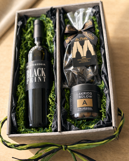 Closeup – Lakrids by Bülow A The Original im Geschenkkarton Blackprint