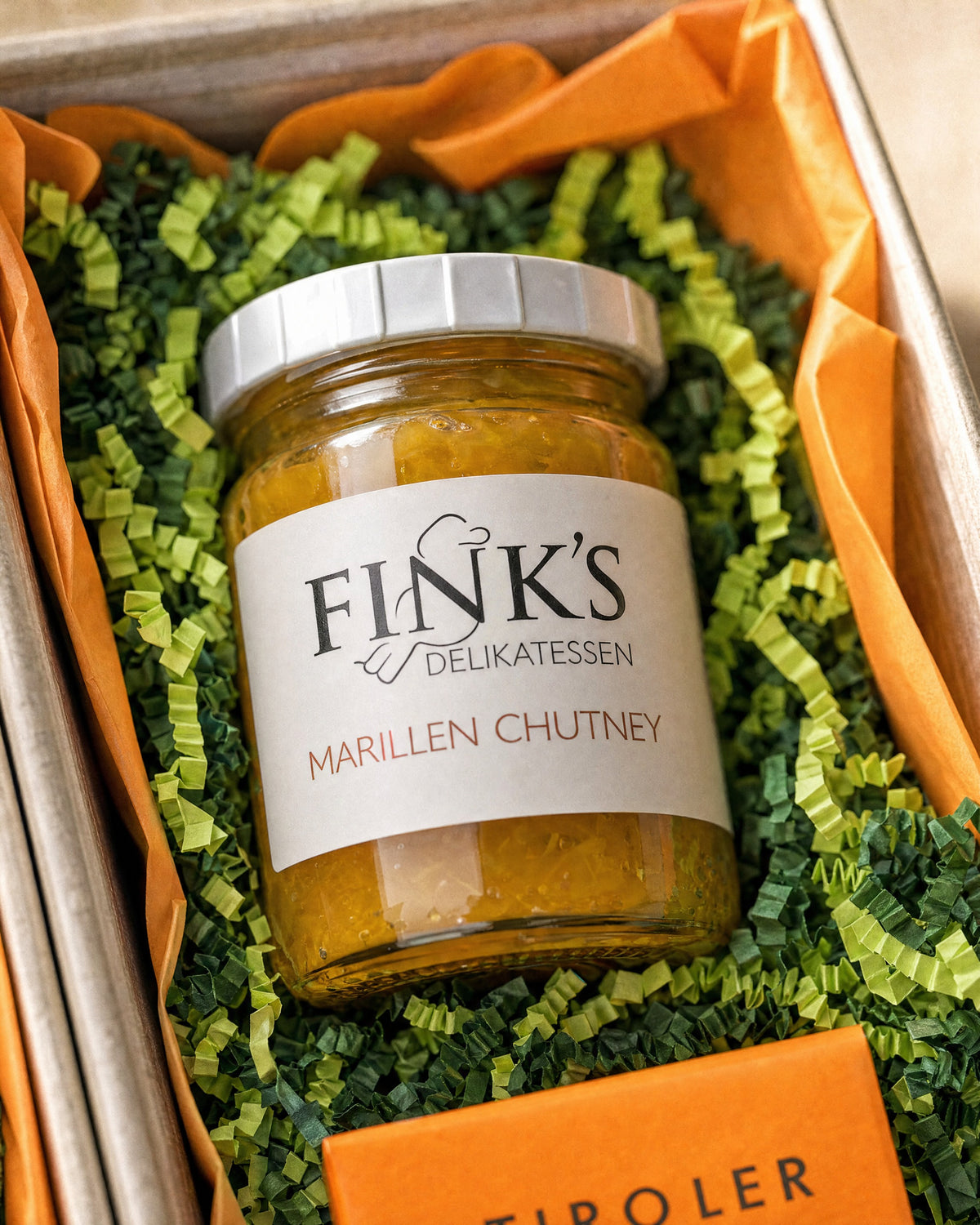 Fink's Delikatessen Marillen Chutney im Geschenkkorb Gourmet Geschenk Marillentraum