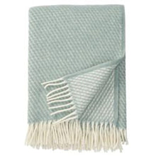 Klippan  Wolldecke Velvet  duck egg blue