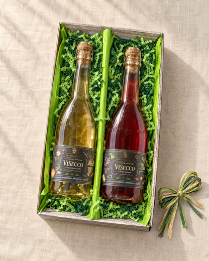 ViSecco Duo Geschenkset – Sauvignon Blanc und Pinot Meunier im Zweierkarton mit hellgrünem Papier und grünem Sizzlepack
