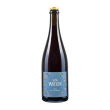 von Wiesen  Apfel und rote Johannisbeere